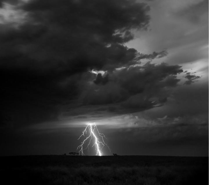 Stronger and more frequent thunderstorms: due to global climate variability